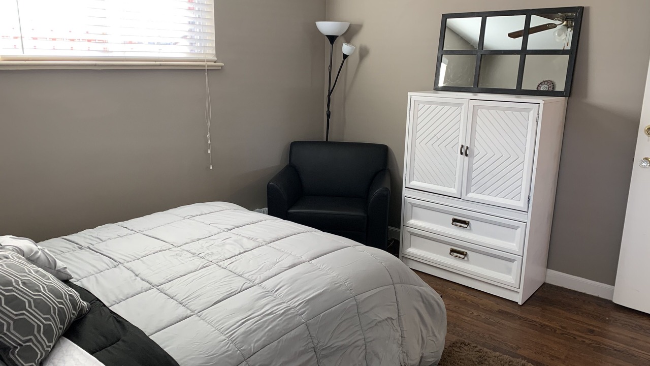 Photo of Bedroom in Northeast Park Hill
