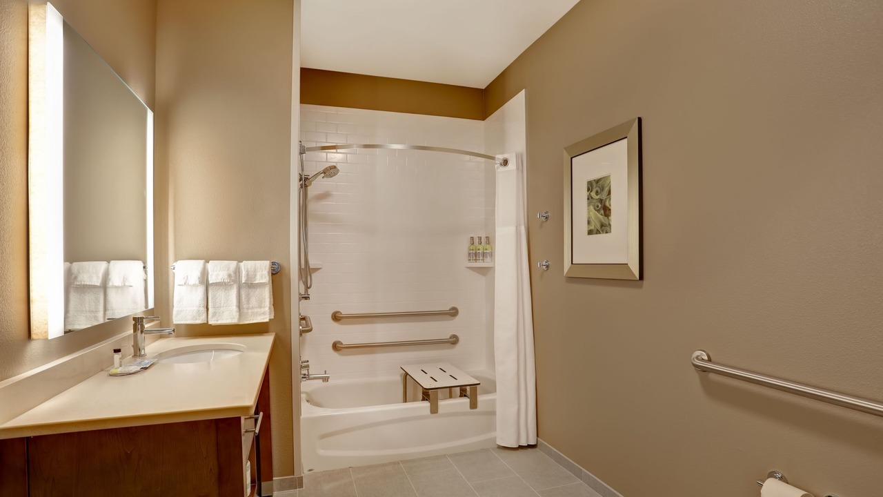 Photo of Bathroom in Overland Park