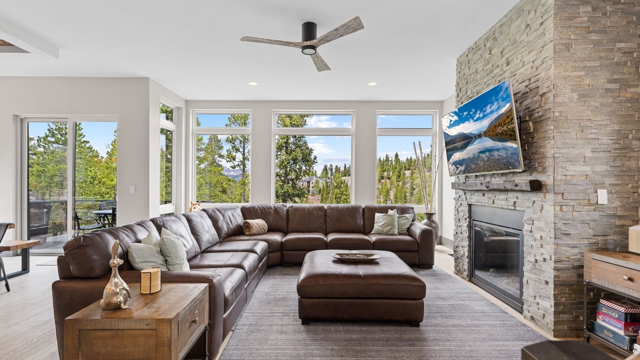 Photo of Livingroom in Baldy Mountain