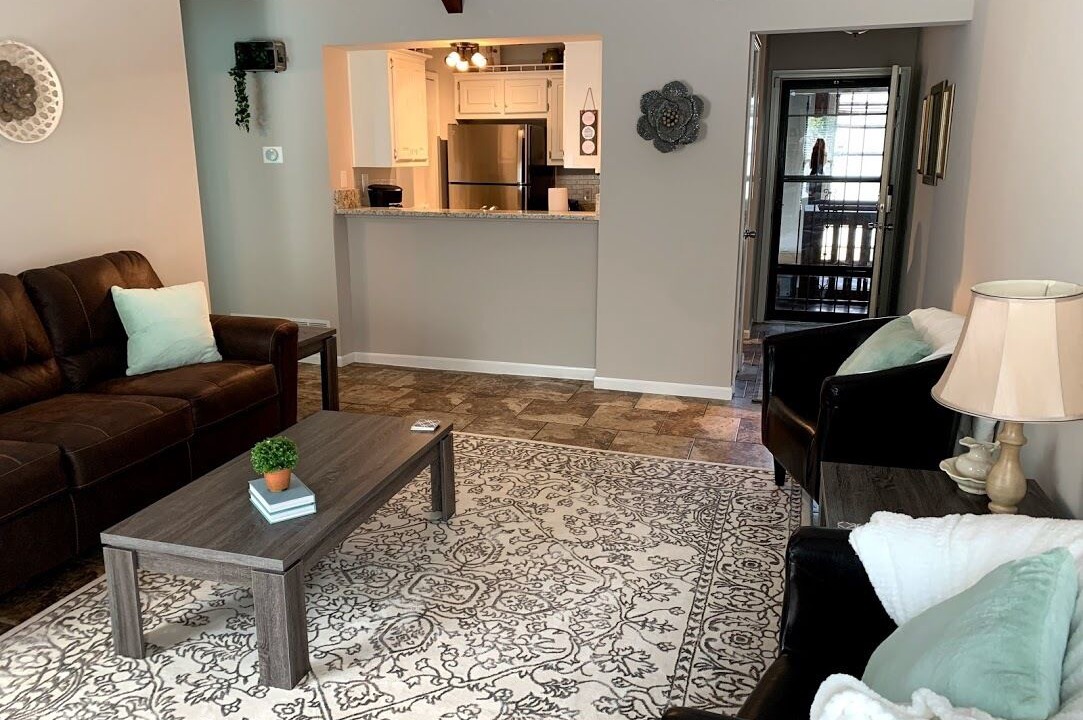 Photo of Livingroom in Shawnee
