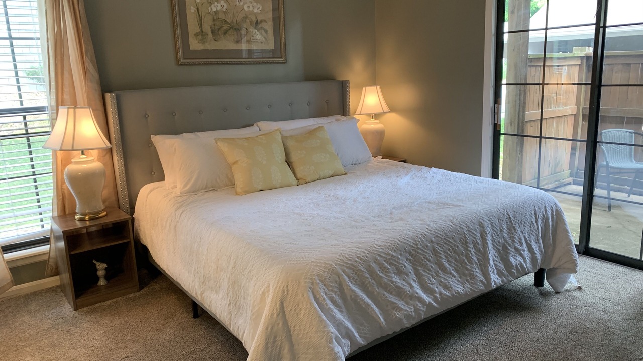 Photo of Bedroom in Shawnee