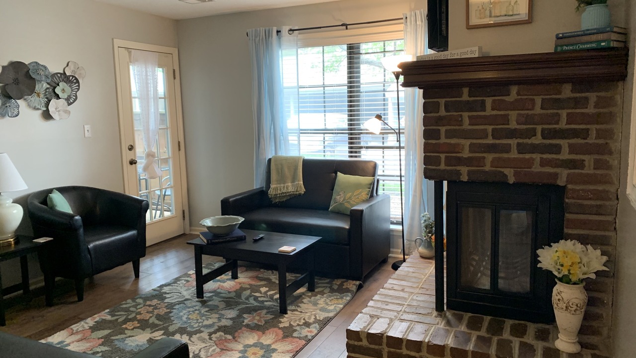 Photo of Livingroom in Shawnee