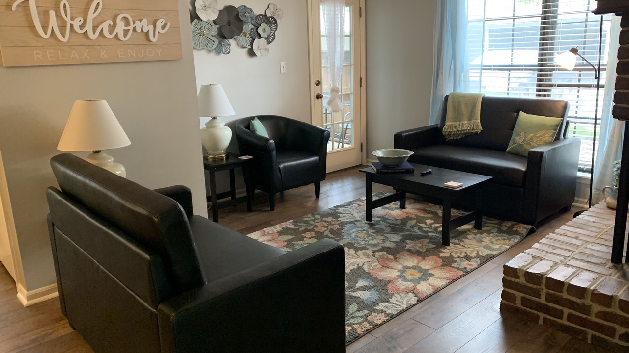 Photo of Livingroom in Shawnee
