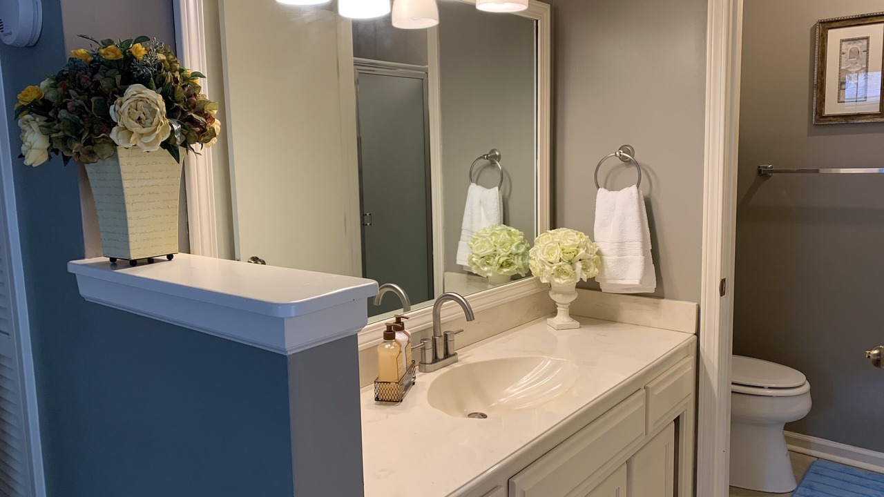 Photo of Bathroom in Shawnee