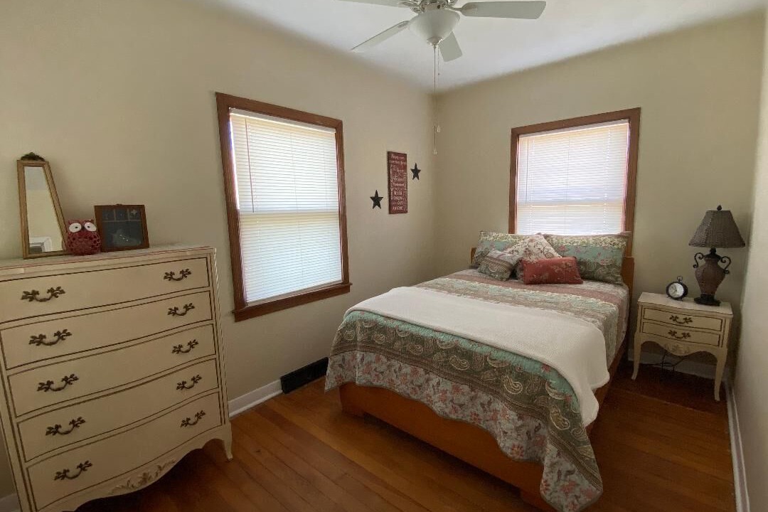 Photo of Bedroom in Pratt