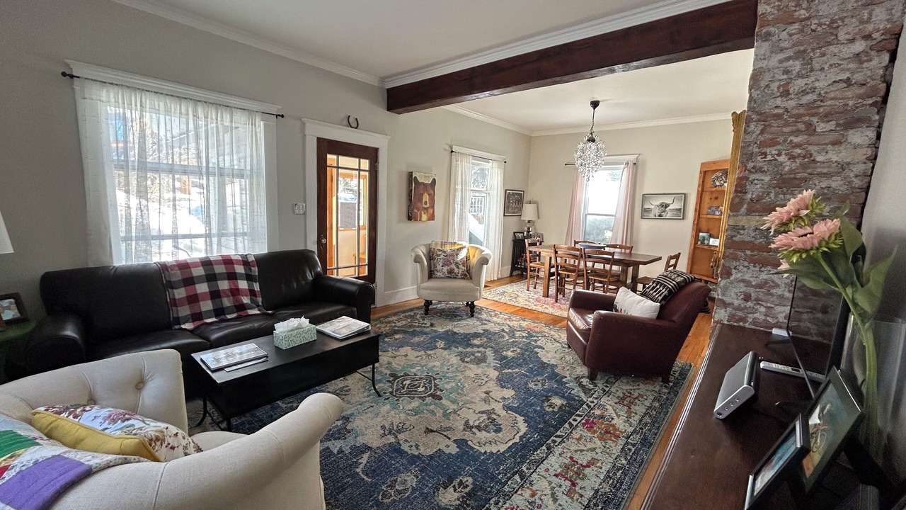 Photo of Livingroom in Old Town