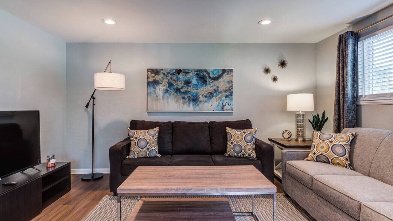 Photo of Livingroom in Rosedale