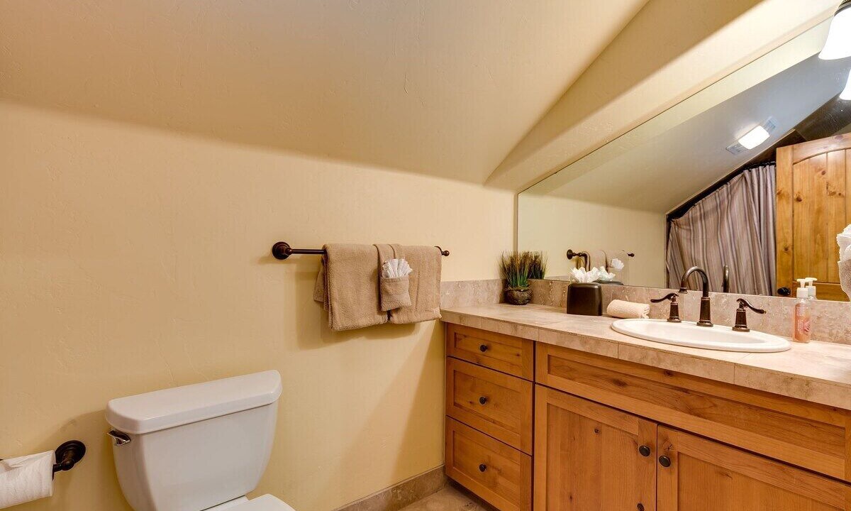 Photo of Bathroom in Warrior's Mark
