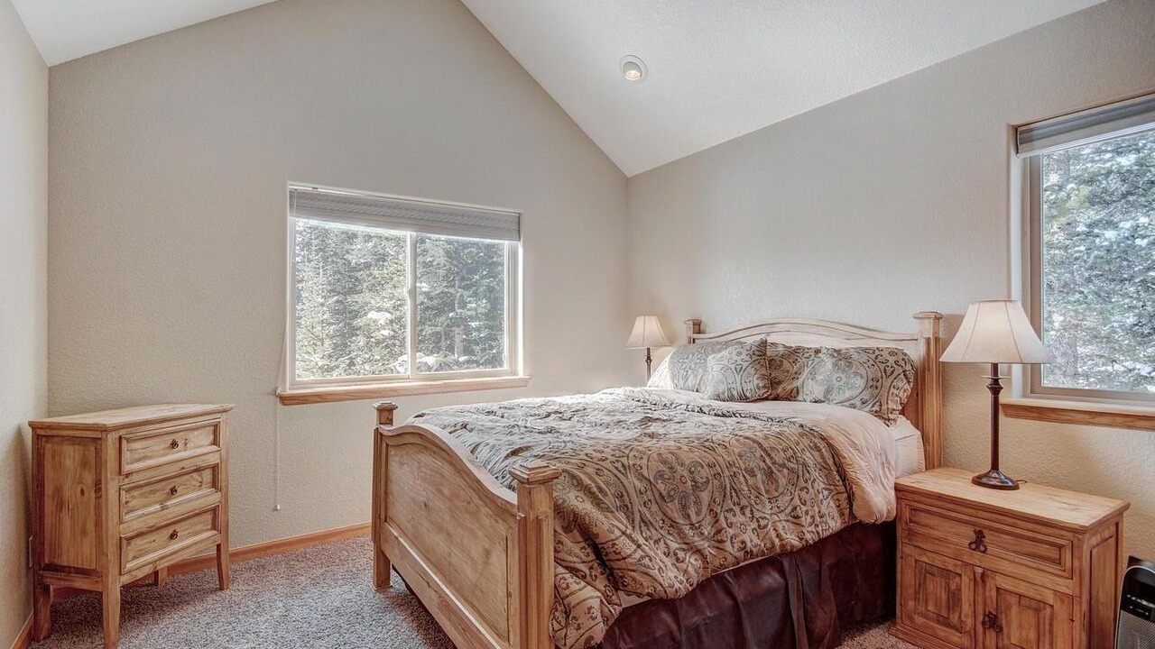 Photo of Bedroom in Valley of the Sun