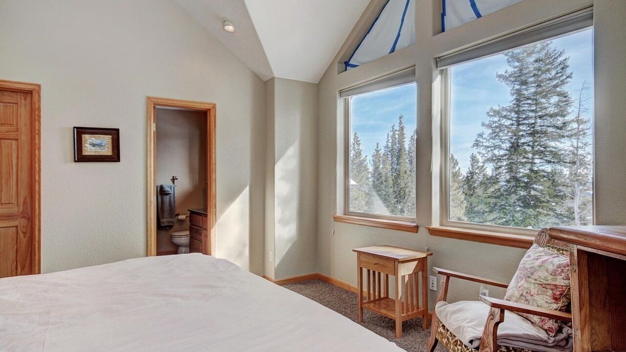 Photo of Bedroom in Valley of the Sun