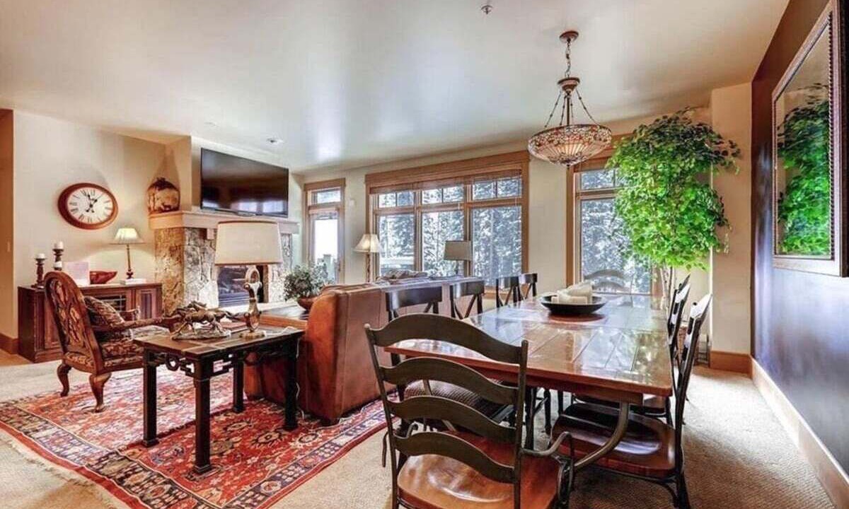 Photo of Bedroom in River Run