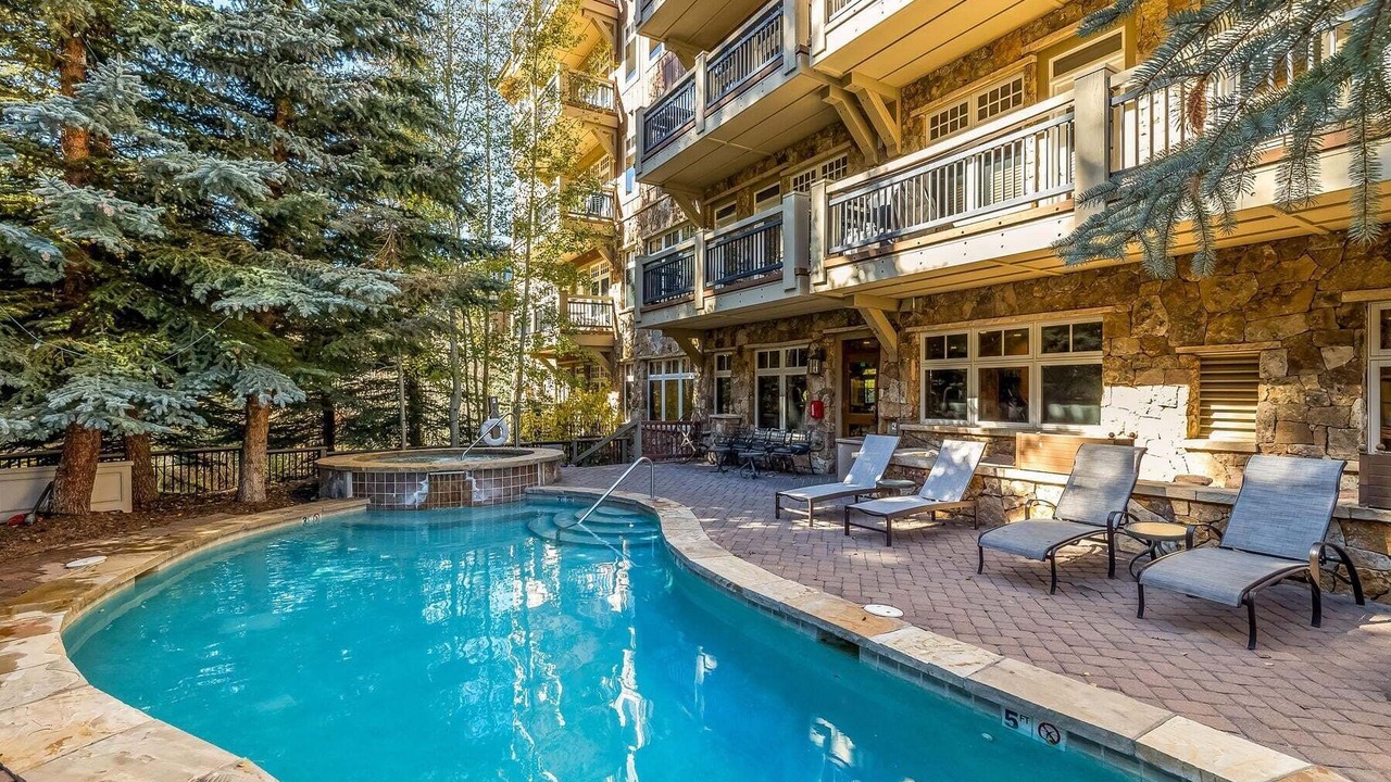 Photo of Outdoor in River Run
