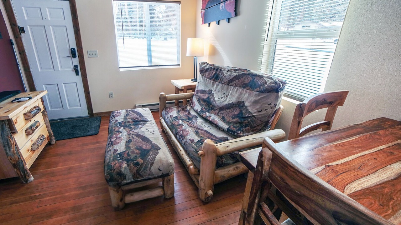 Photo of Livingroom in Estes Park