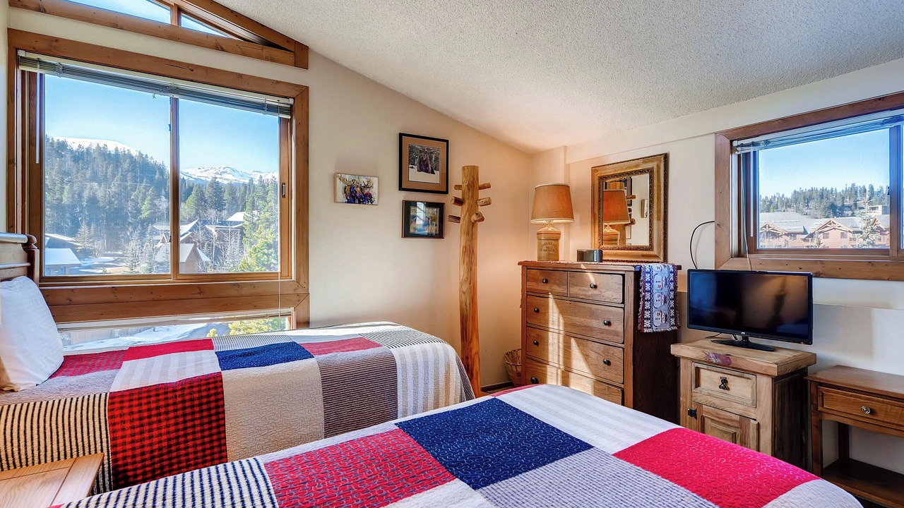 Photo of Bedroom in Historic District