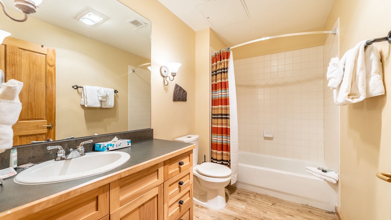 Photo of Bathroom in River Run