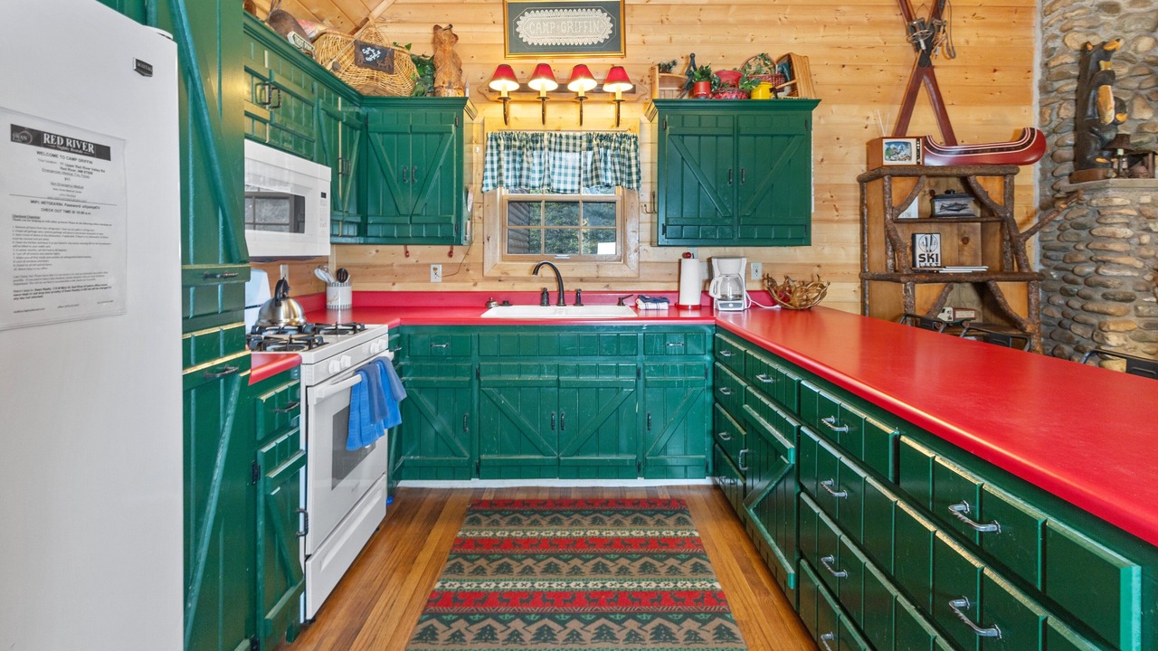 Photo of Kitchen in Red River