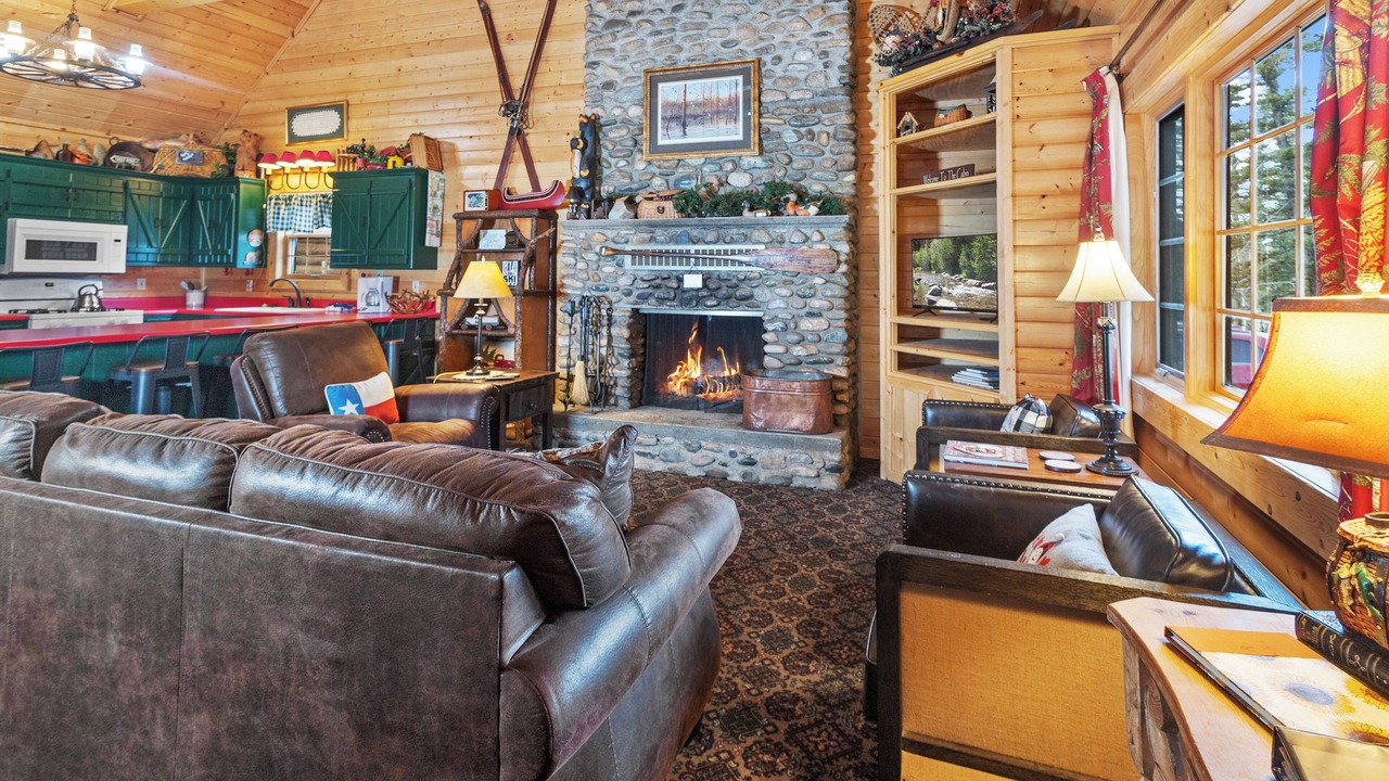 Photo of Livingroom in Red River