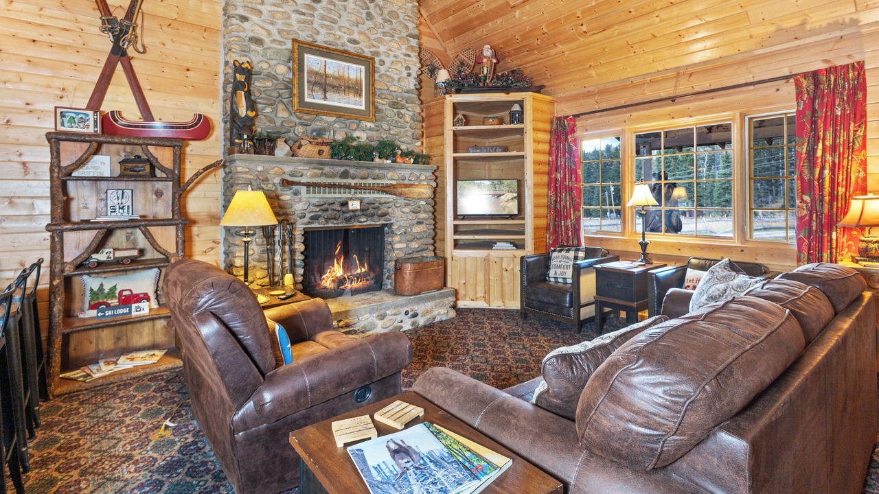 Photo of Livingroom in Red River