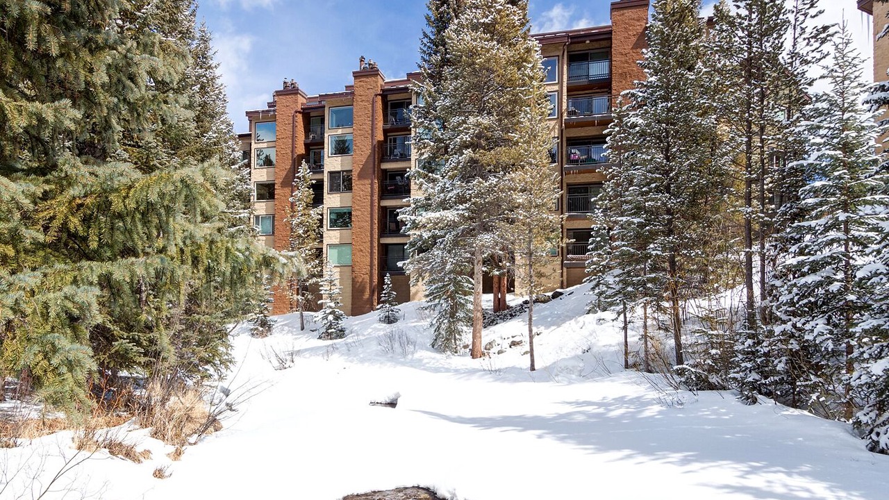 Photo of Outdoor in Peak 9