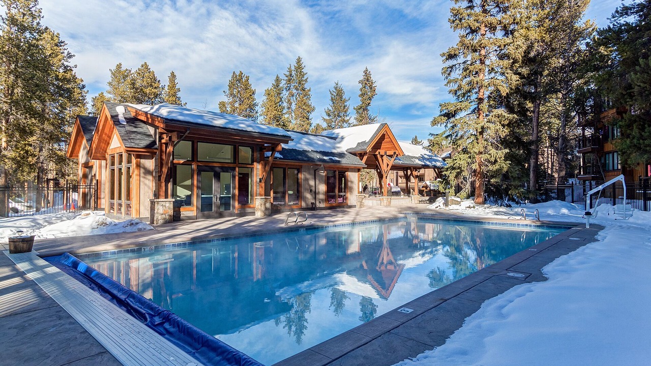 Photo of Outdoor in Peak 9