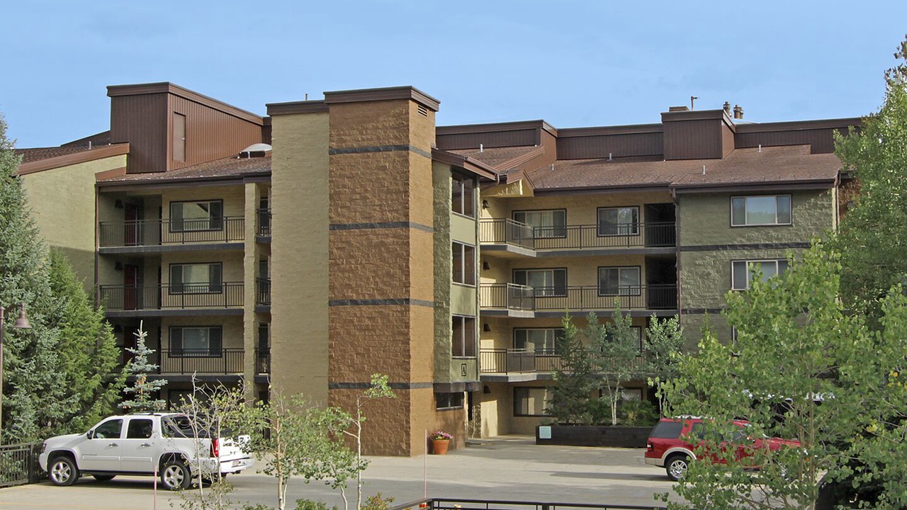 Photo of Outdoor in Peak 9