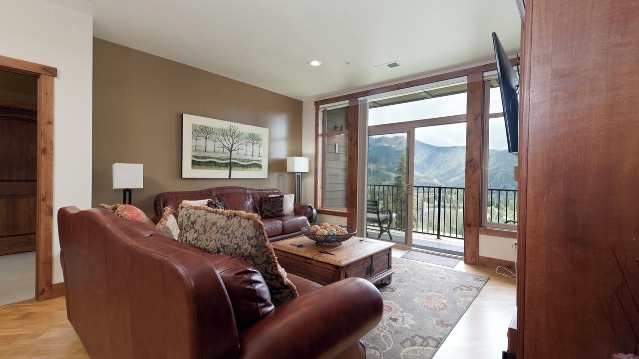 Photo of Livingroom in Purgatory