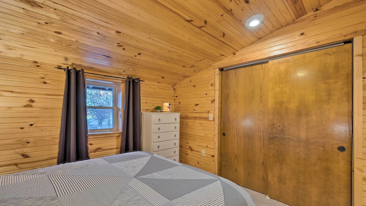 Photo of Bedroom in Partridge