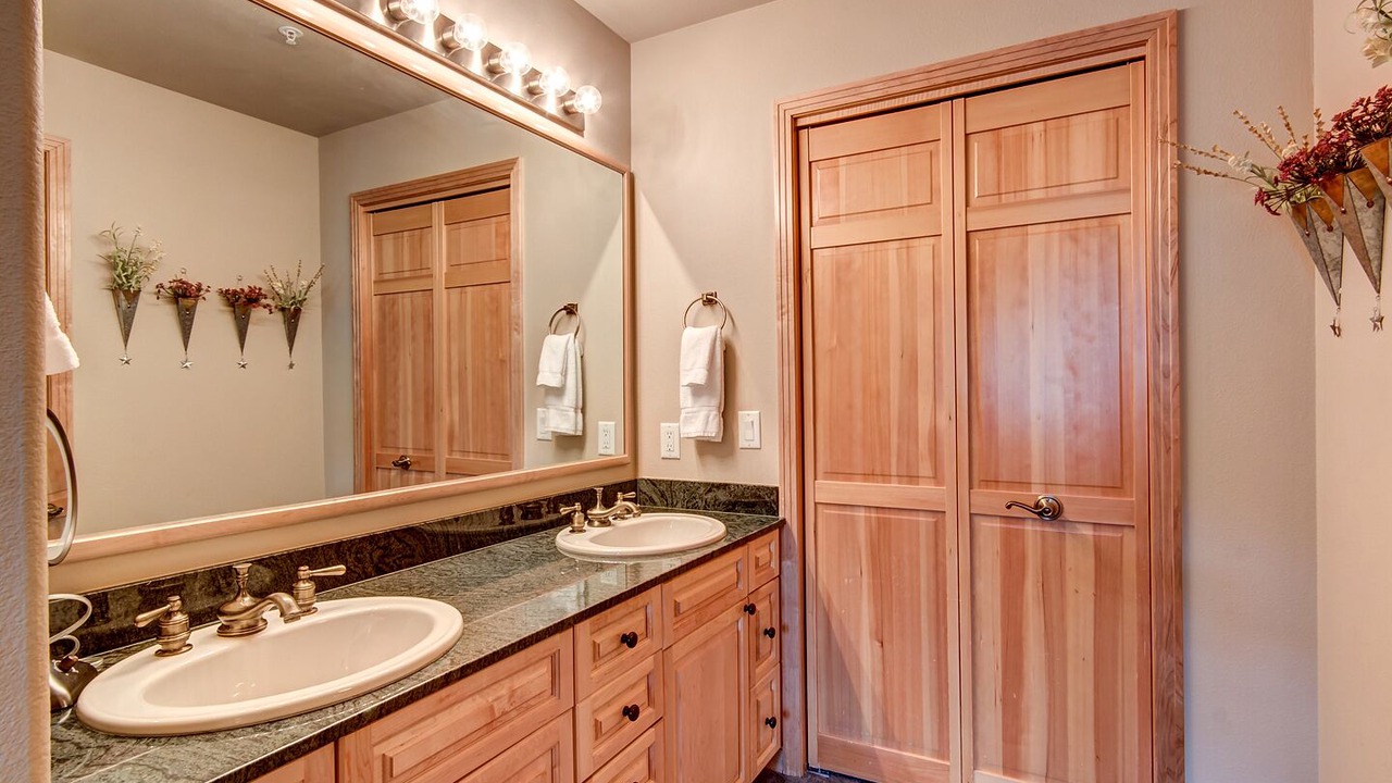 Photo of Bathroom in Warrior's Mark
