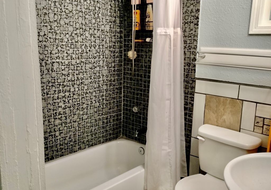 Photo of Bathroom in South Kansas City