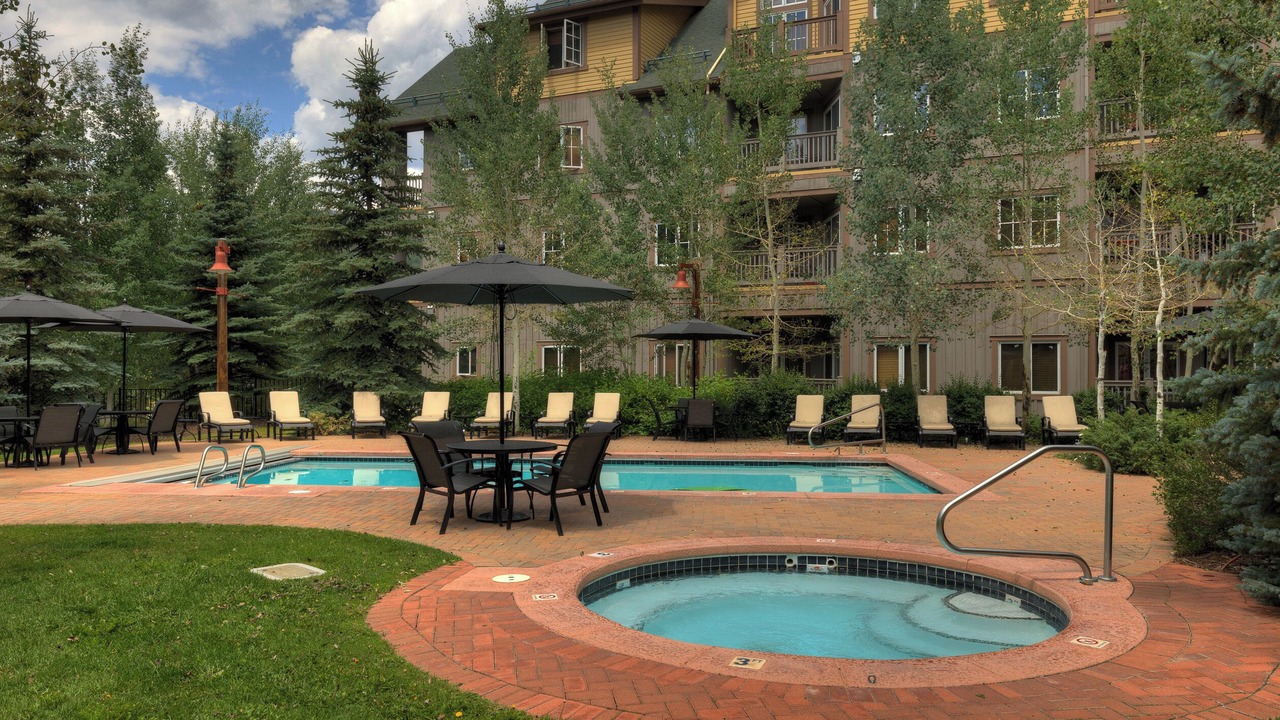 Photo of Outdoor in River Run
