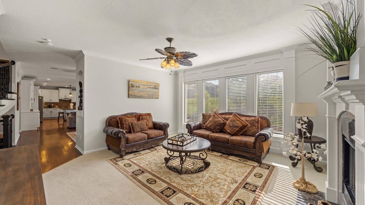 Photo of Livingroom in Overland Park
