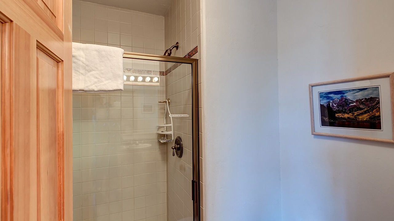 Photo of Bathroom in Warrior's Mark