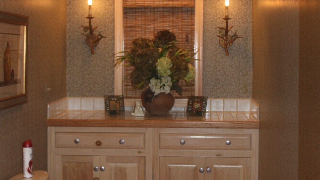 Photo of Bathroom in Red River