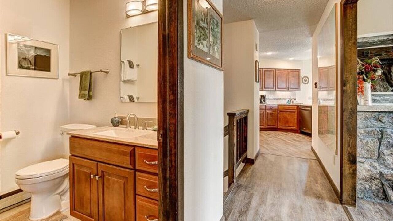 Photo of Bathroom in Windcliff Estates