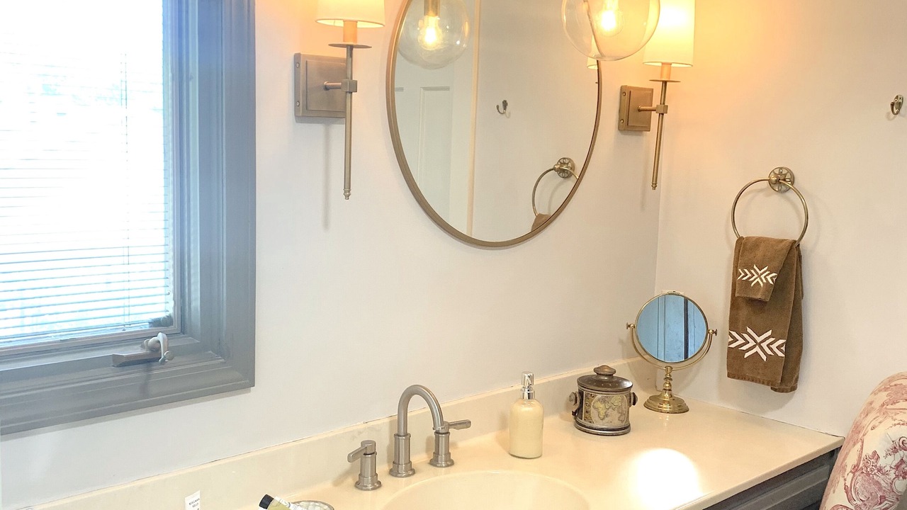 Photo of Bathroom in Pauline