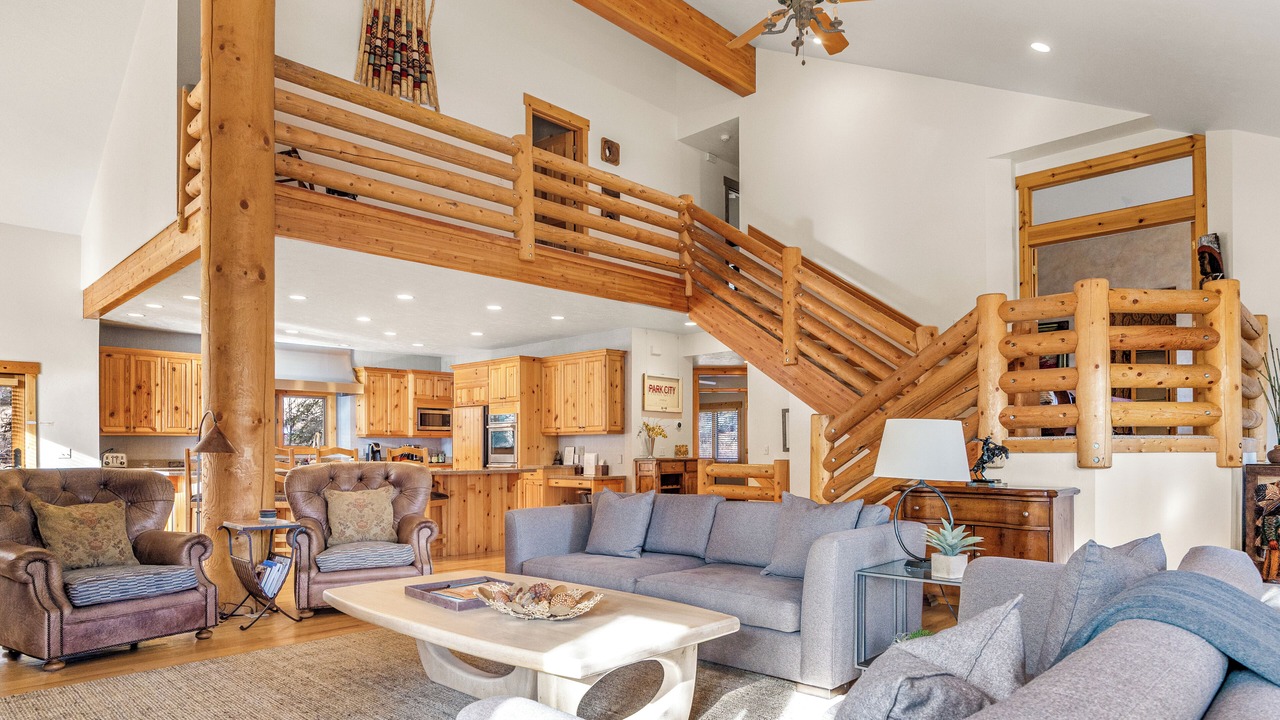 Photo of Livingroom in Deer Valley