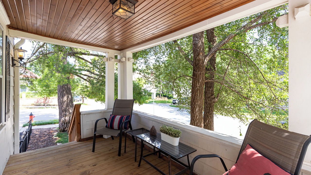 Photo of Patio Balcony in West Plaza