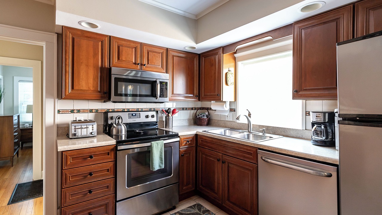 Photo of Kitchen in West Plaza