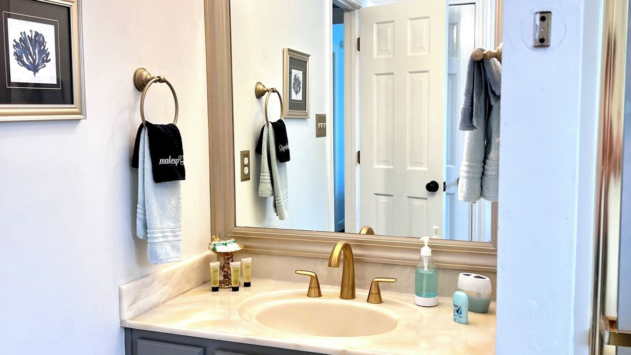 Photo of Bathroom in Pauline