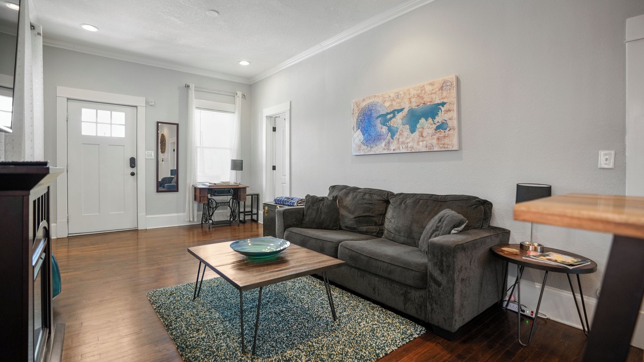 Photo of Livingroom in Riverview