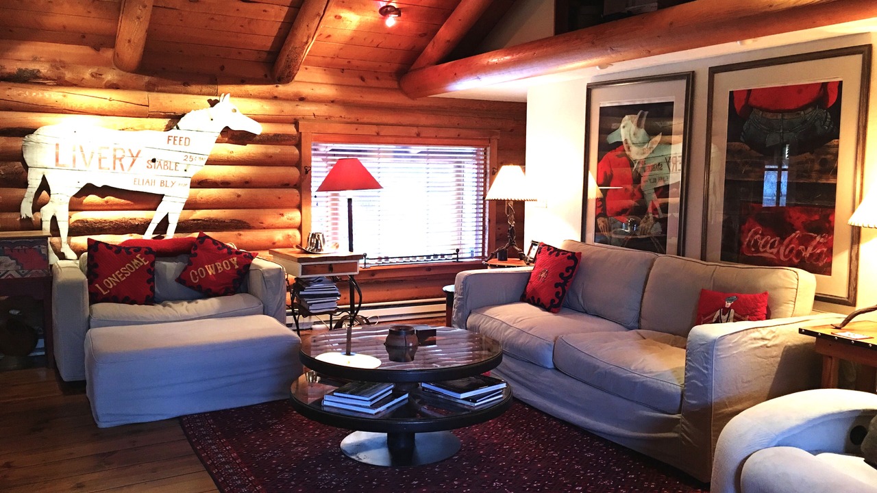 Photo of Livingroom in Moose Wilson Road