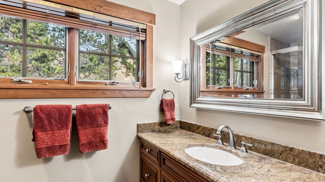 Photo of Bathroom in Elk Crossing