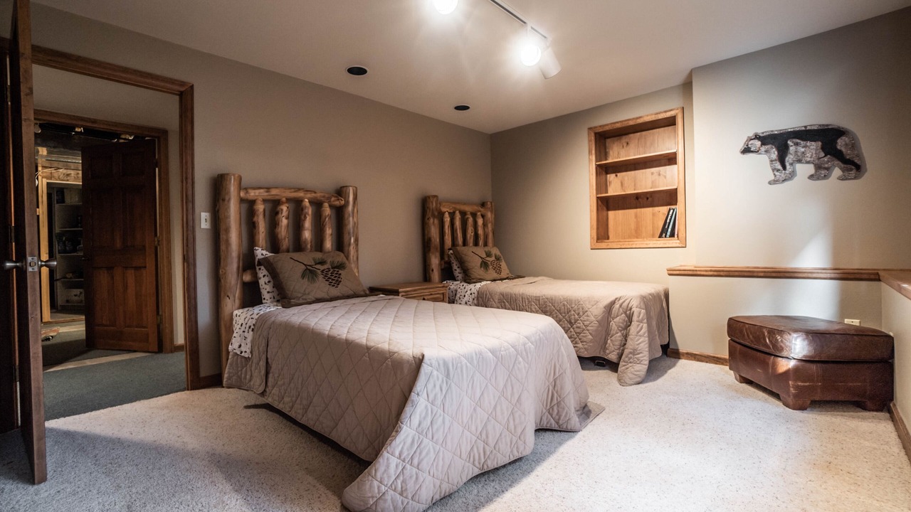 Photo of Bedroom in Aspen Brook