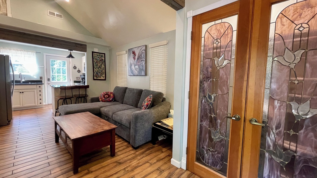 Photo of Livingroom in Benson
