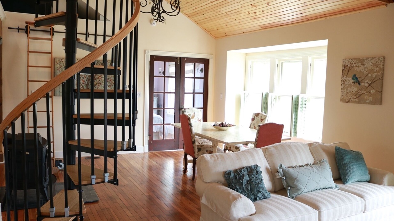 Photo of Bedroom in South Kansas City