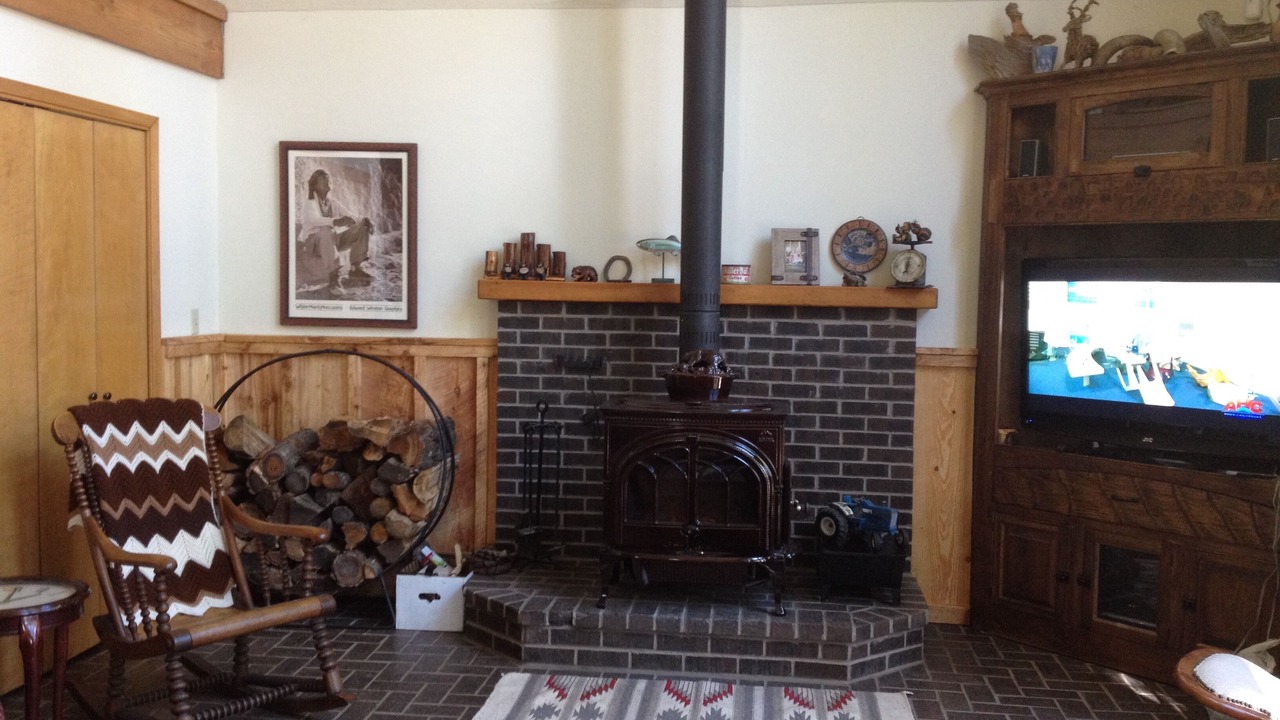 Photo of Livingroom in Angel Fire
