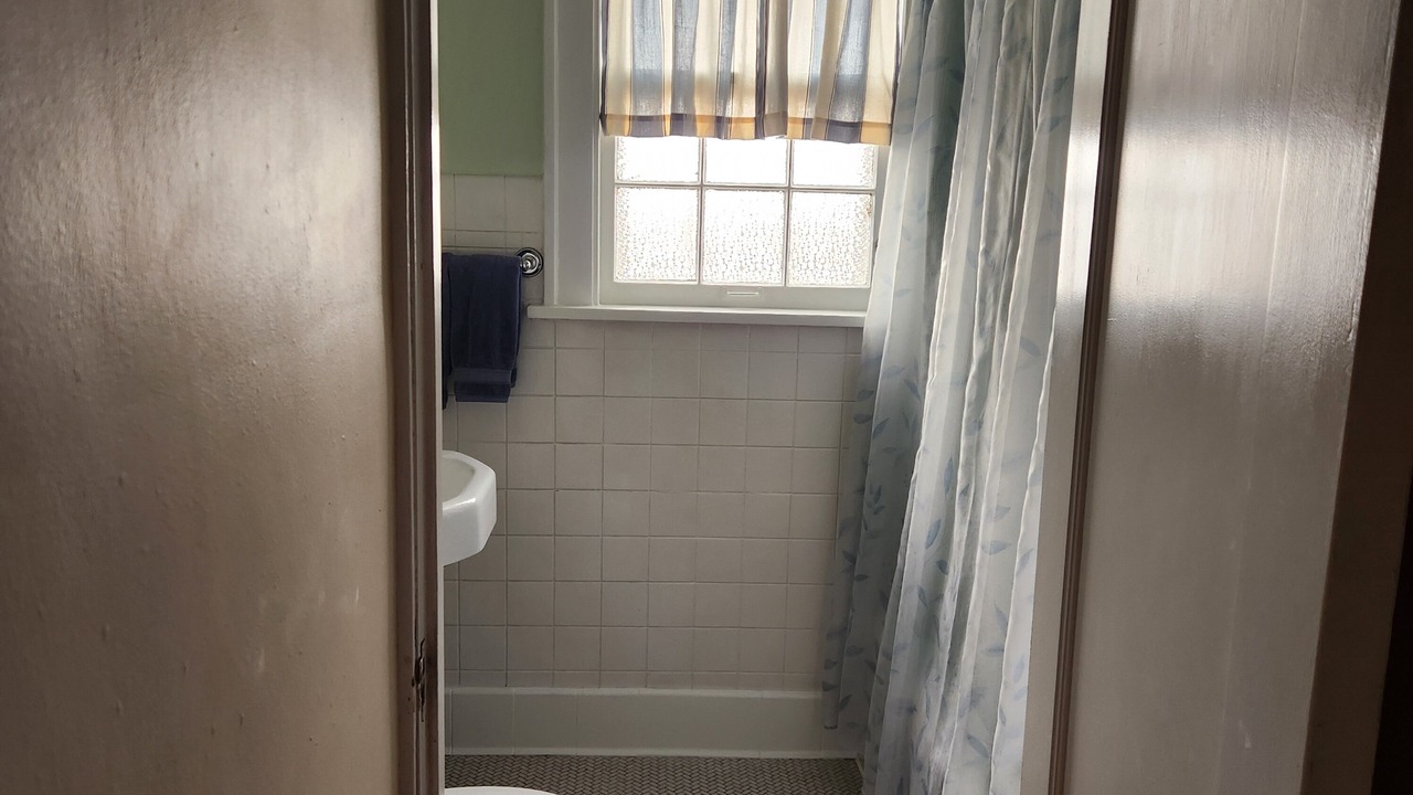 Photo of Bathroom in Morton Meadows