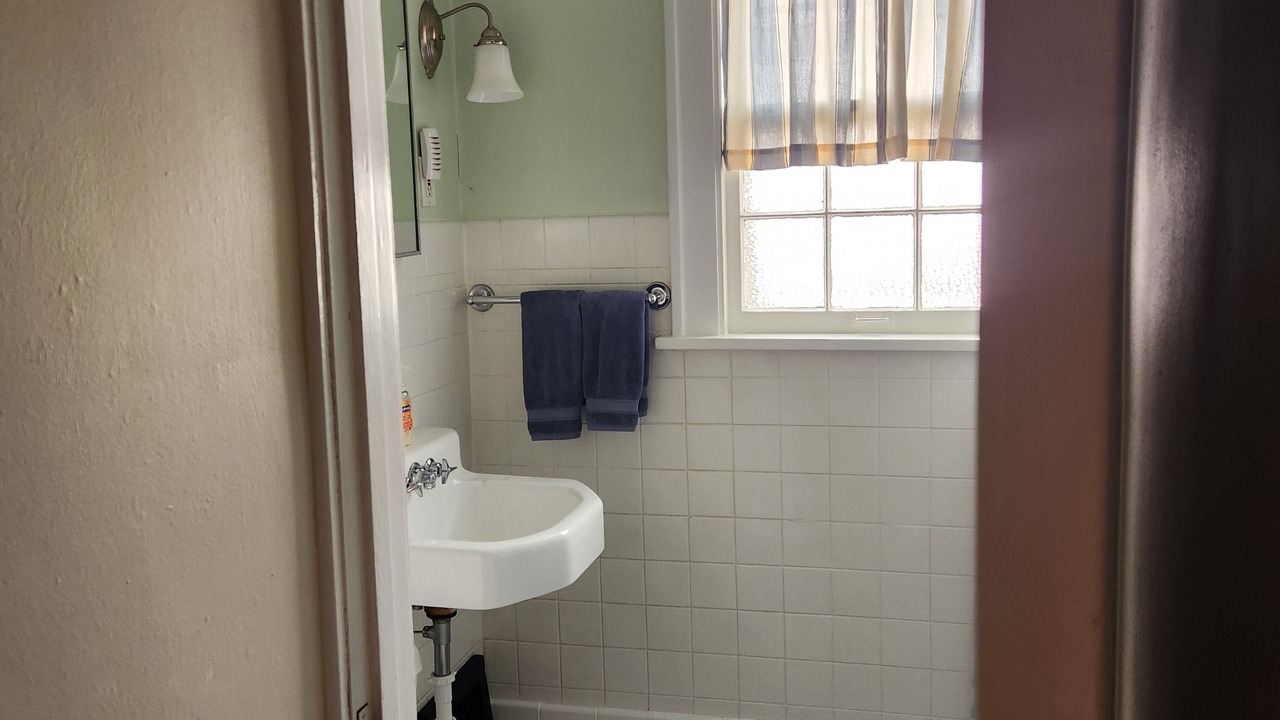 Photo of Bathroom in Morton Meadows