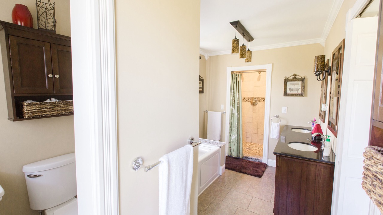 Photo of Bathroom in Buchanan County
