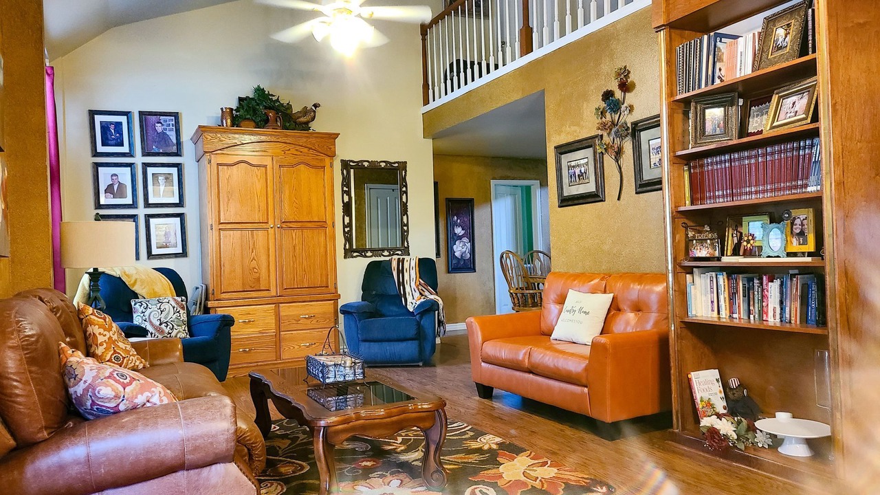 Photo of Livingroom in Sapulpa